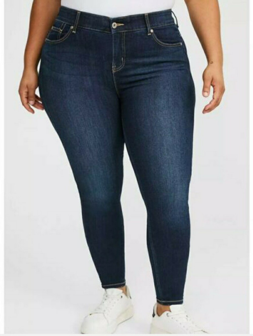 Torrid Bombshell Indigo Stretch Skinny Jeans Size 18